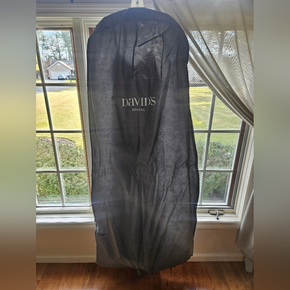 PROM DRESS - Picture 2 of 6